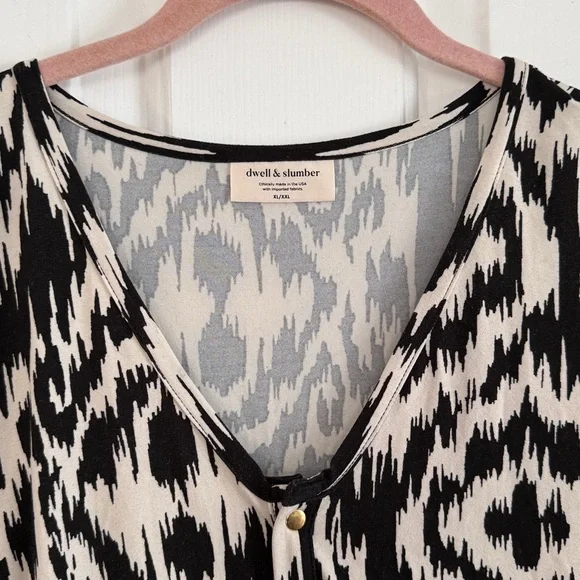 Dwell and Slumber Nadia Dress - Picture 4 of 8